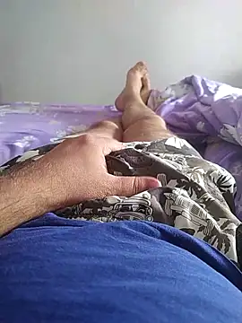 Snapshot of ALEX19833 chatting on 5, 10, 2025 ALEX19833 online show from 5, 10, 2025