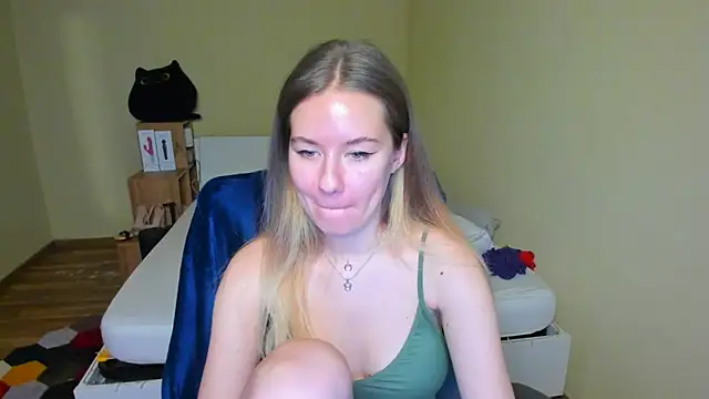 EmilyPaw online show from 14, 2, 2025