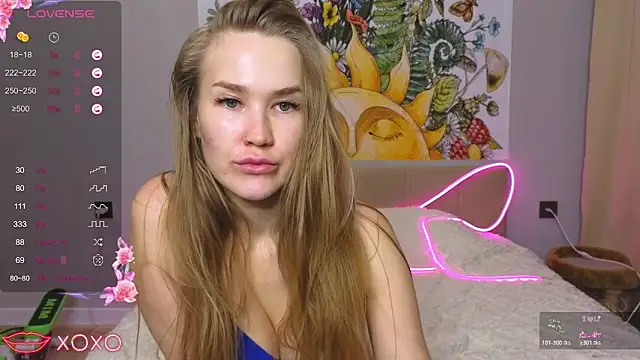 Snapshot of DianaShermy chatting on 9, 11, 2025 DianaShermy online show from 9, 11, 2025