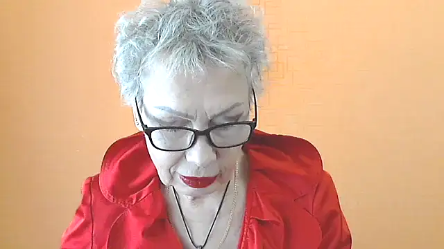 Snapshot of NessyJenixs chatting on 25, 10, 2025 NessyJenixs online show from 25, 10, 2025