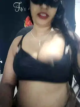 Snapshot of Sexy-Monikaa chatting on 2, 3, 2025 Sexy-Monikaa online show from 2, 3, 2025