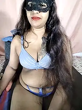 Snapshot of Sexy-Monikaa chatting on 5, 10, 2025 Sexy-Monikaa online show from 5, 10, 2025