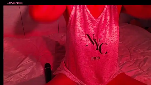Snapshot of sweetchani666 chatting on 17, 5, 2026 sweetchani666 online show from 17, 5, 2026