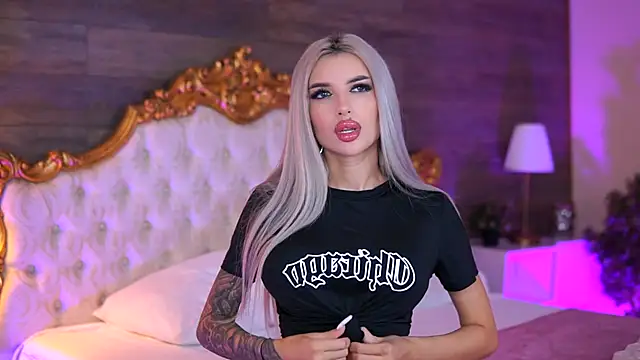 Juicy Jessye online show from 5, 10, 2025