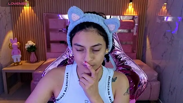 lilith petit sub online show from 19, 10, 2025