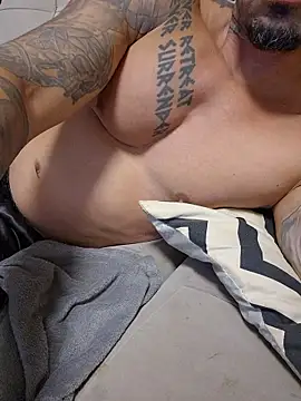 Snapshot of badbrown chatting on 27, 2, 2026 badbrown online show from 27, 2, 2026