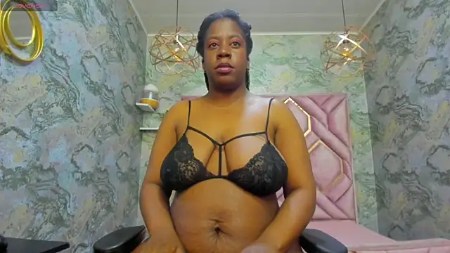 nefertiti ebony online show from 14, 11, 2025