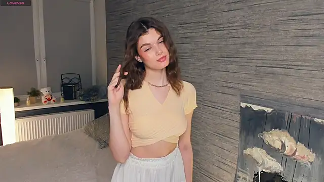 FloraDobb online show from 7, 3, 2025