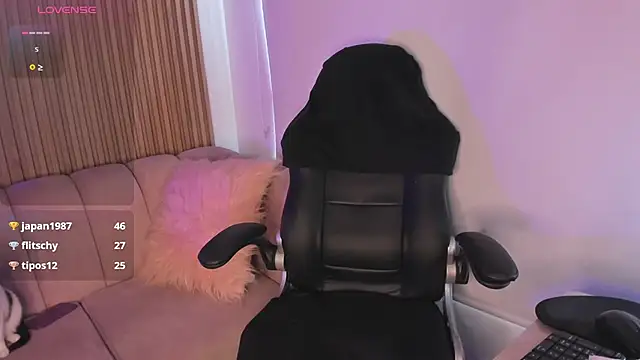 Snapshot of Belinda_Braund chatting on 25, 2, 2025 Belinda Braund online show from 25, 2, 2025