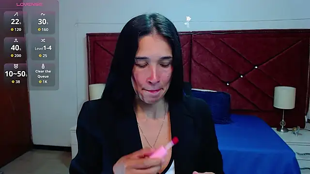 Snapshot of victoria_adams07 chatting on 10, 1, 2026 victoria adams07 online show from 10, 1, 2026