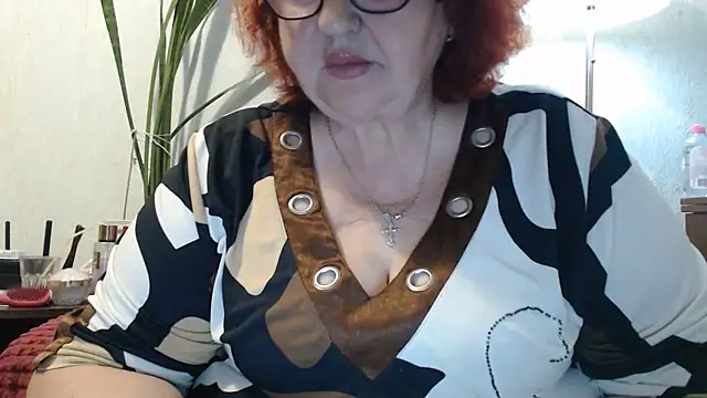 Snapshot of DeniseeRosea chatting on 28, 5, 2026 DeniseeRosea online show from 28, 5, 2026