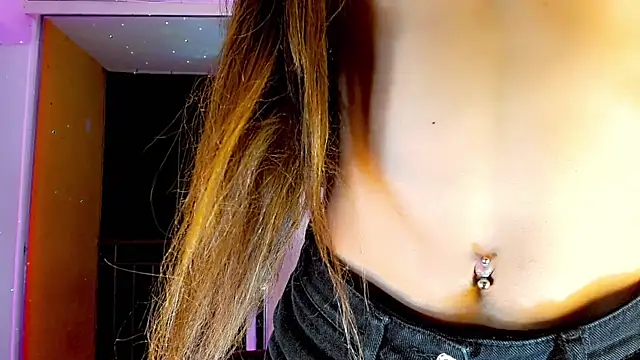 Snapshot of lucyangel_11 chatting on 15, 2, 2025 lucyangel 11 online show from 15, 2, 2025