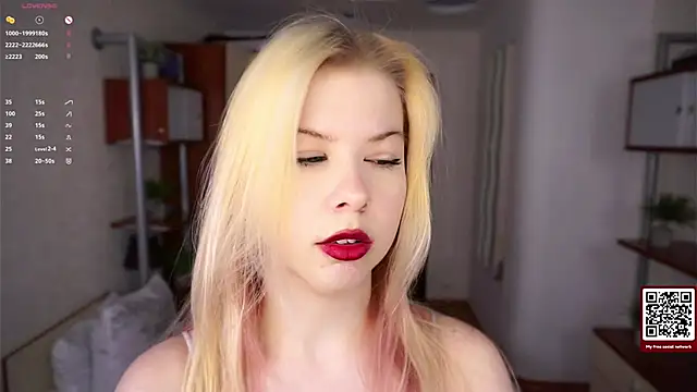 LynetHakes online show from 23, 12, 2025