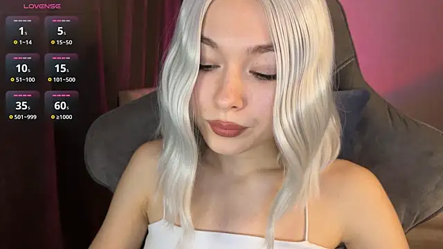 Snapshot of Ohmy_Nora_ chatting on 3, 6, 2026 Ohmy Nora online show from 3, 6, 2026