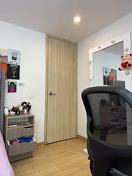 KarlaWild online show from 1, 10, 2025