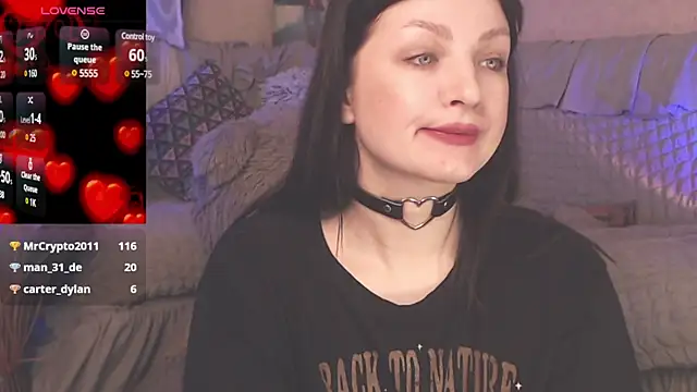 Snapshot of BritneyBarker chatting on 12, 2, 2025 BritneyBarker online show from 12, 2, 2025