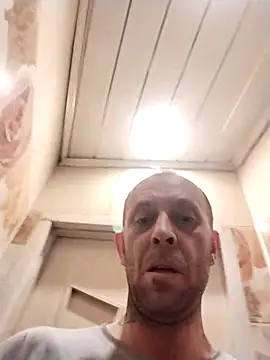 MaxDevilWhite online show from 23, 3, 2026