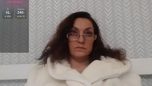 Soffya Soy online show from 1, 2, 2026