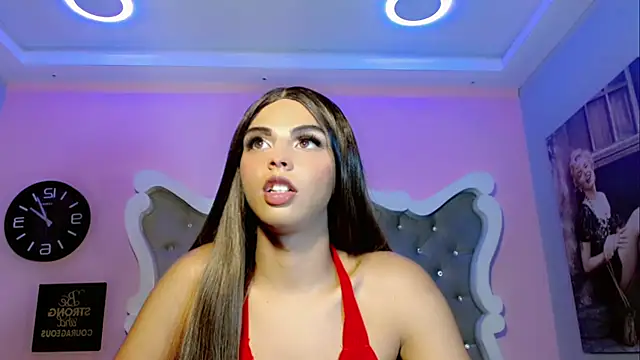 Snapshot of CamiiGarcia chatting on 12, 2, 2025 CamiiGarcia online show from 12, 2, 2025
