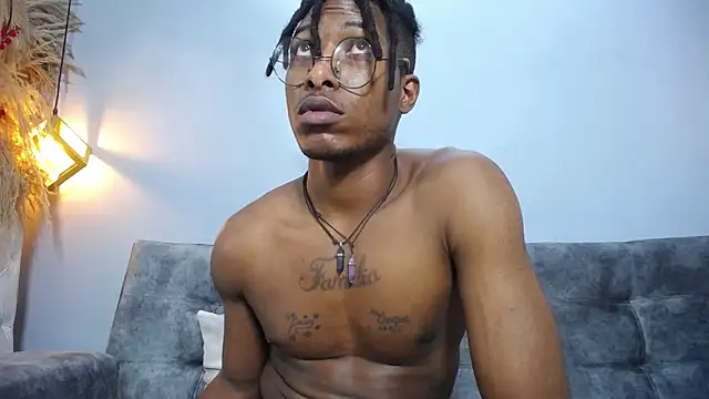 Snapshot of xxxhotbbc chatting on 18, 2, 2025 xxxhotbbc online show from 18, 2, 2025