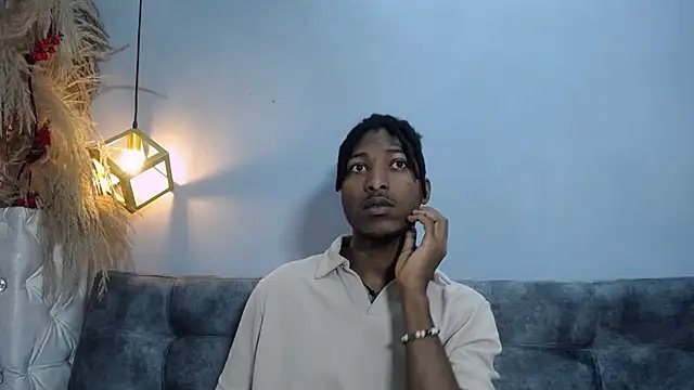 Snapshot of xxxhotbbc chatting on 8, 3, 2025 xxxhotbbc online show from 8, 3, 2025