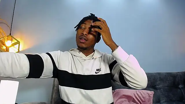 Snapshot of xxxhotbbc chatting on 13, 3, 2025 xxxhotbbc online show from 13, 3, 2025