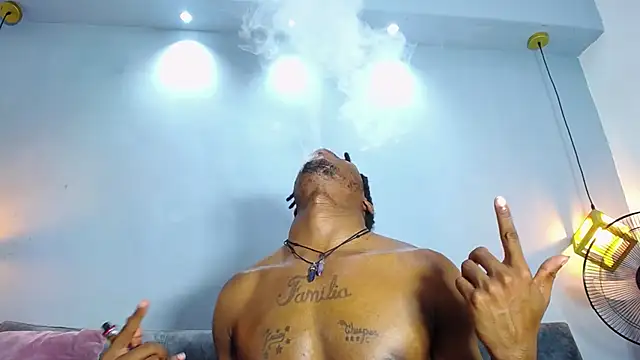 Snapshot of xxxhotbbc chatting on 16, 3, 2025 xxxhotbbc online show from 16, 3, 2025