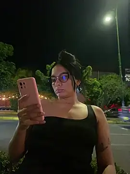 Snapshot of ruby__00 chatting on 4, 3, 2025 ruby 00 online show from 4, 3, 2025