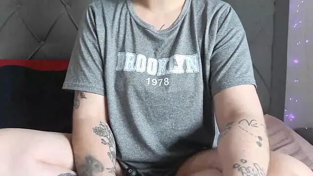 bunnyfox420 online show from 20, 4, 2026