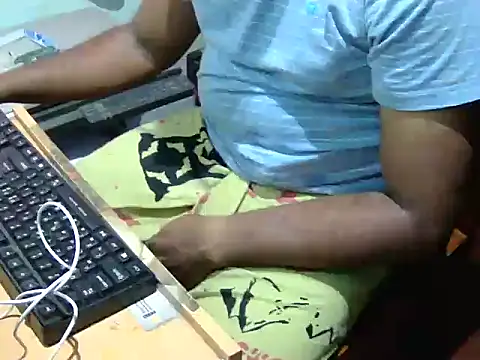 Snapshot of lolboy1234Z chatting on 3, 10, 2025 lolboy1234Z online show from 3, 10, 2025