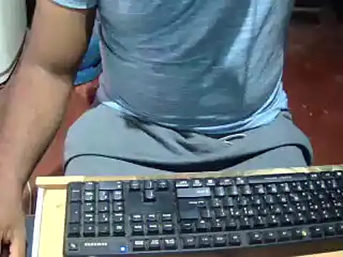 Snapshot of lolboy1234Z chatting on 14, 11, 2025 lolboy1234Z online show from 14, 11, 2025