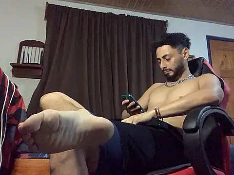 Nooneisthis online show from 12, 4, 2026