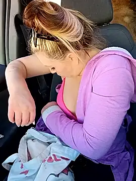 barbieinbondage7 online show from 14, 1, 2026