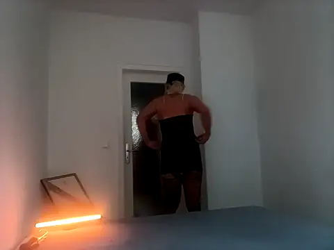 Snapshot of sandrahoeslut chatting on 23, 1, 2025 sandrahoeslut online show from 23, 1, 2025