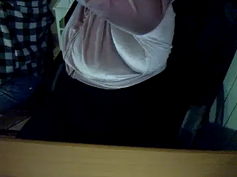 Snapshot of topina8 chatting on 7, 3, 2025 topina8 online show from 7, 3, 2025