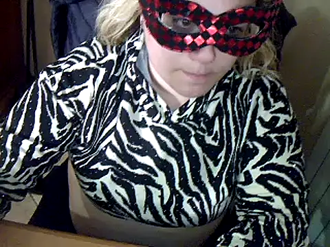 Snapshot of topina8 chatting on 10, 3, 2025 topina8 online show from 10, 3, 2025