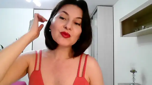 Victoria Glam online show from 8, 3, 2026