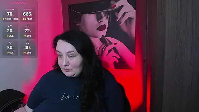 Snapshot of QueenOfHaze chatting on 23, 5, 2026 QueenOfHaze online show from 23, 5, 2026