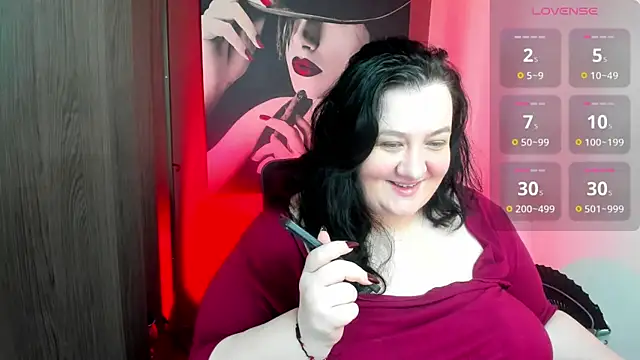 Snapshot of QueenOfHaze chatting on 3, 7, 2026 QueenOfHaze online show from 3, 7, 2026