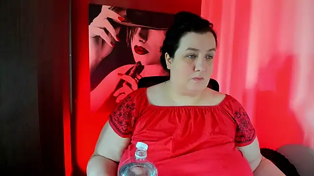 Snapshot of QueenOfHaze chatting on 10, 7, 2026 QueenOfHaze online show from 10, 7, 2026