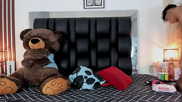 Amberr1 online show from 28, 1, 2025