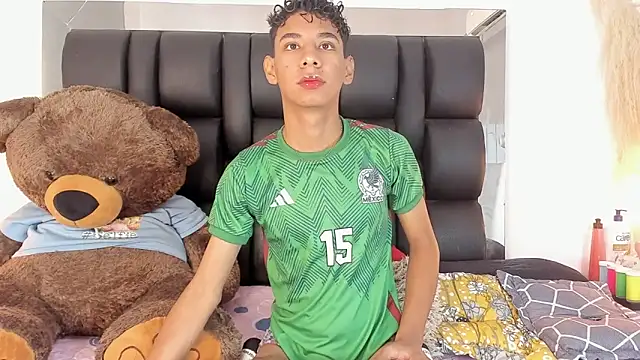 Amberr1 online show from 31, 1, 2025