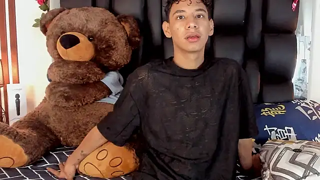 Amberr1 online show from 8, 2, 2025