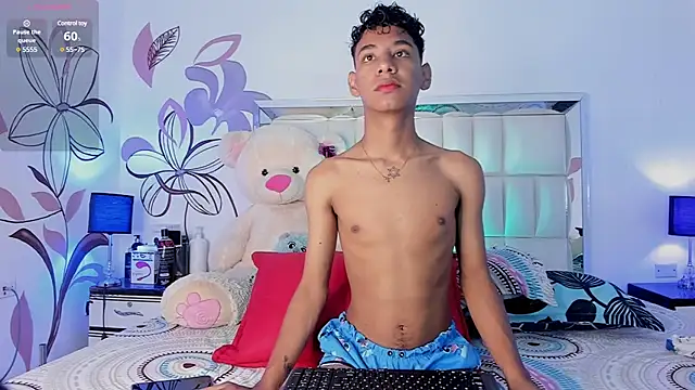 Amberr1 online show from 21, 2, 2025