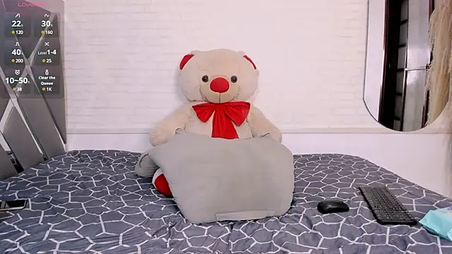 Amberr1 online show from 27, 2, 2025