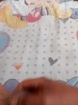 Snapshot of mhmia chatting on 15, 12, 2025 mhmia online show from 15, 12, 2025