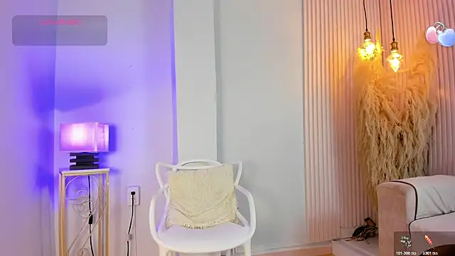 Snapshot of alana_rossetti chatting on 13, 7, 2026 alana rossetti online show from 13, 7, 2026