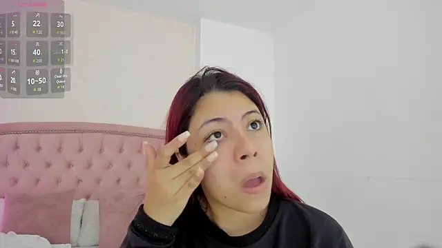 Snapshot of Kendall__Fox chatting on 15, 11, 2025 Kendall Fox online show from 15, 11, 2025