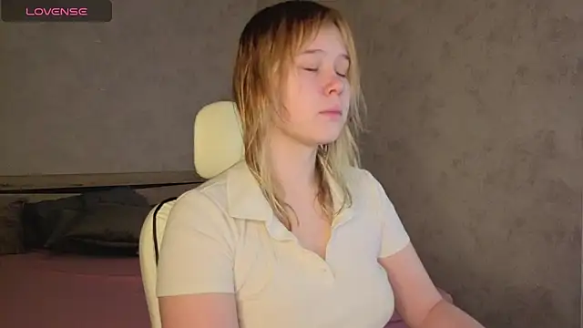 Amy Kimberlly online show from 12, 11, 2025