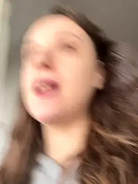 bunnythetailor online show from 17, 12, 2025